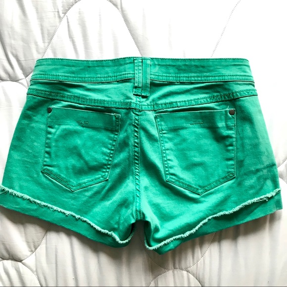 ❌SOLD!✨Teal Cut off Shorts - Picture 2 of 2